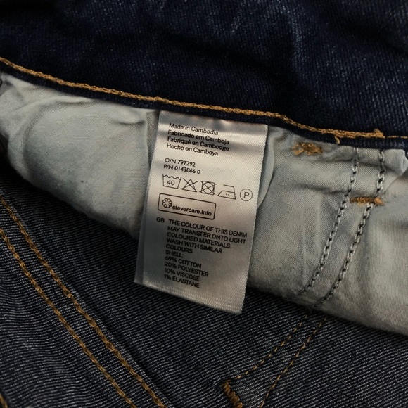 H&M Raw Step-Hem Cropped Skinny Jeans - Size 25 - Picture 6 of 7